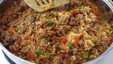 preparing meals for a protein diet